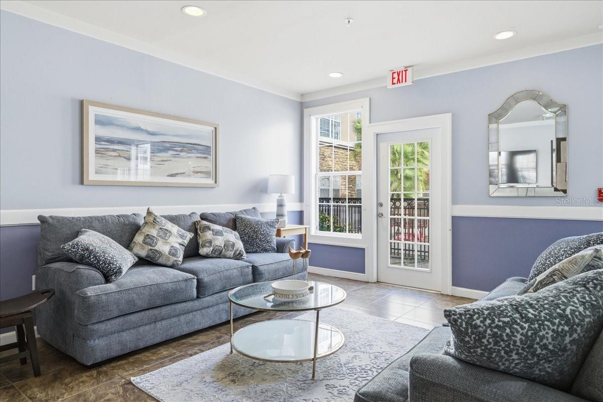 VILLA SONOMA AT INTERNATIONAL - Residential