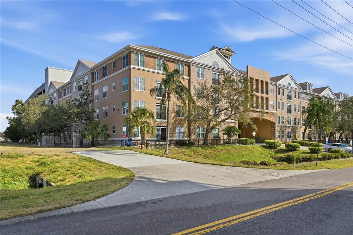 VILLA SONOMA AT INTERNATIONAL - Residential