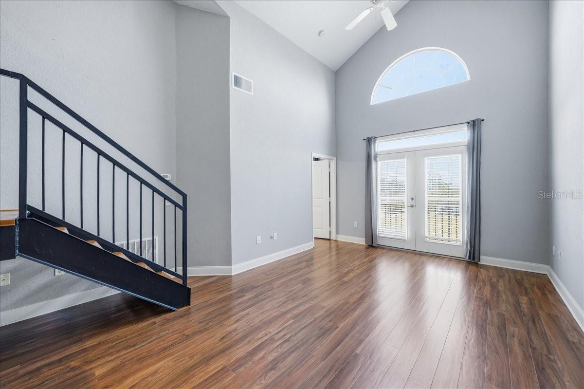 VILLA SONOMA AT INTERNATIONAL - Residential