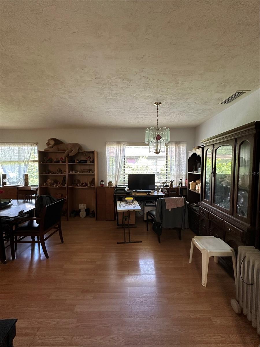 8637 NW 42ND DRIVE