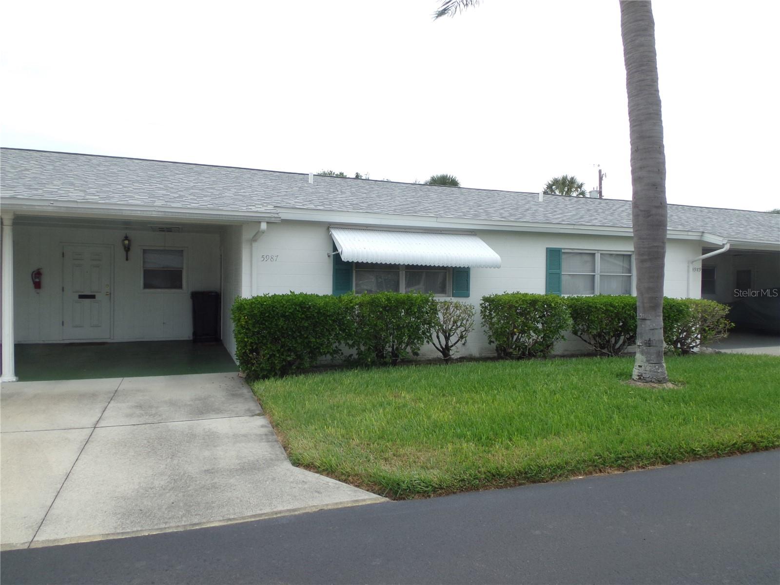 PARKWAY VILLAS - Residential