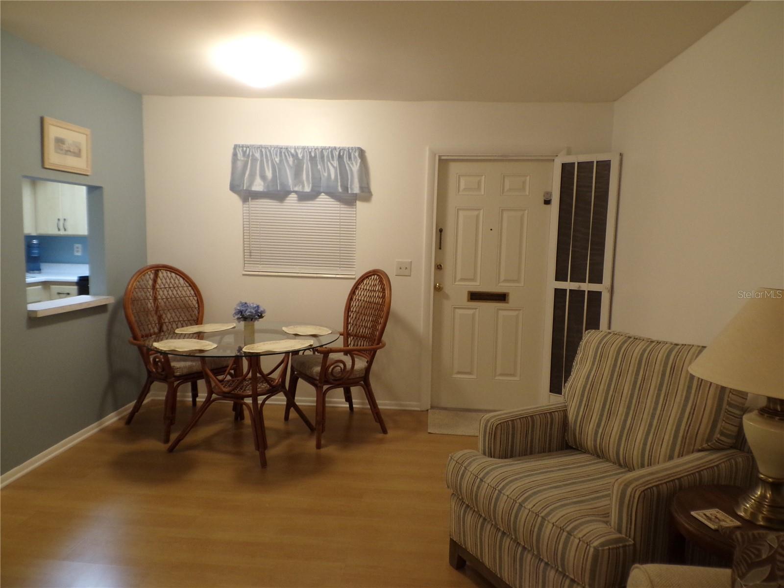 PARKWAY VILLAS - Residential