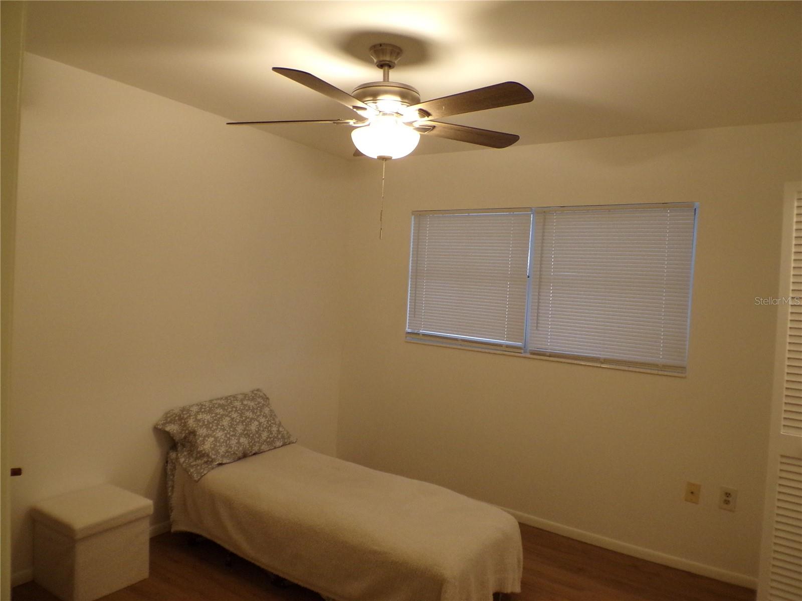 PARKWAY VILLAS - Residential