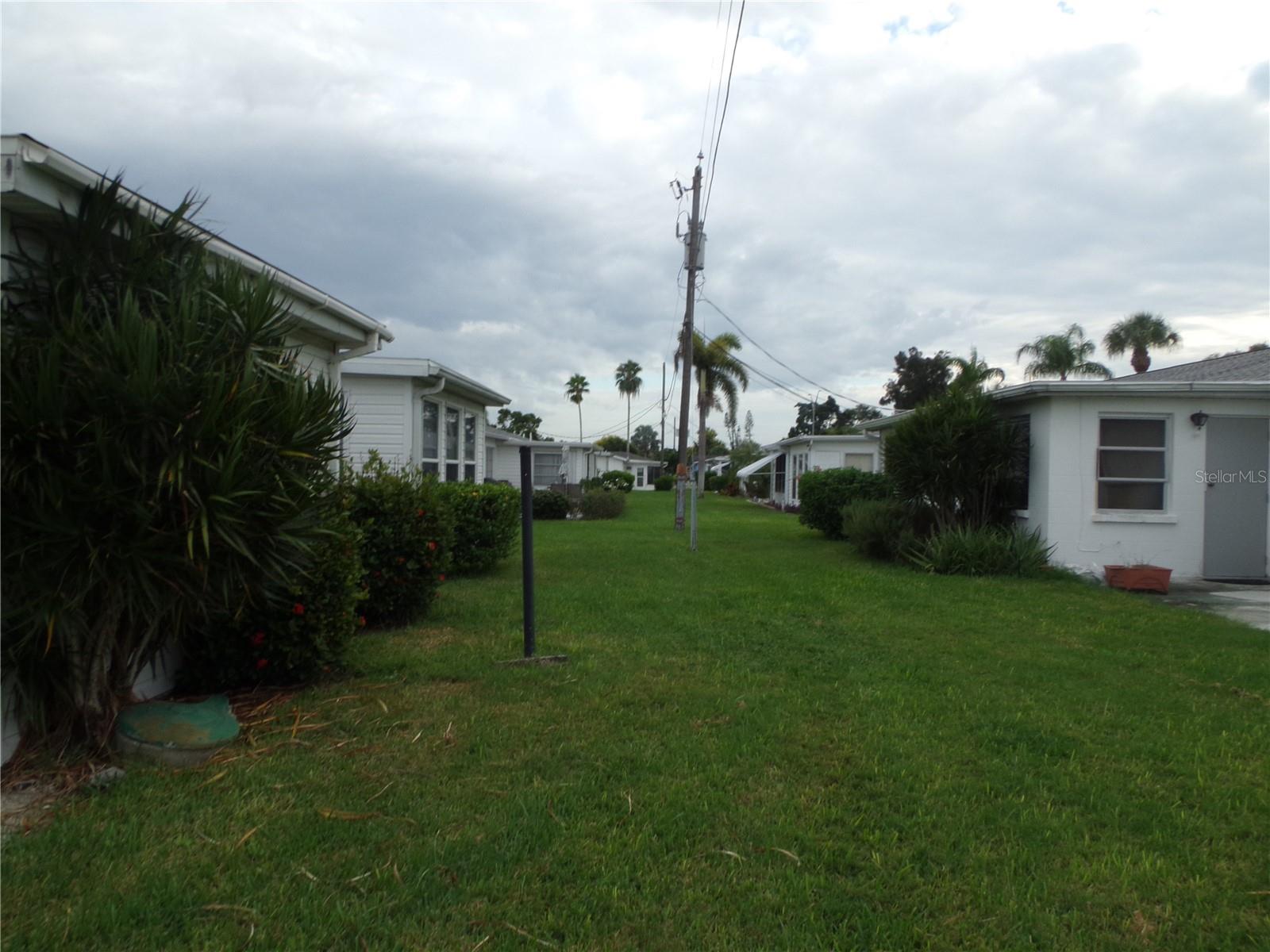 PARKWAY VILLAS - Residential