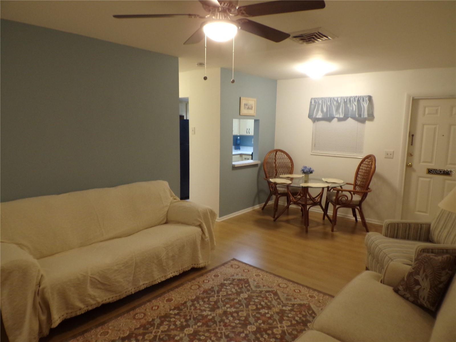 PARKWAY VILLAS - Residential