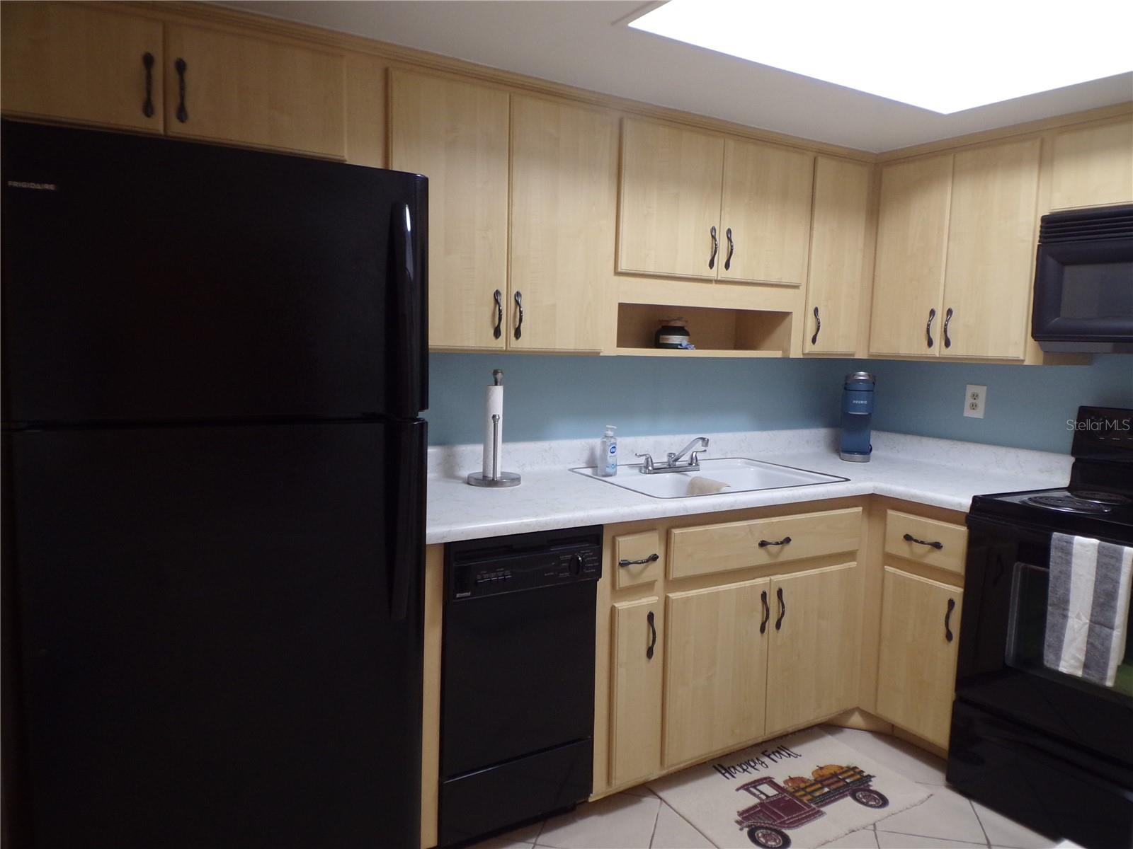 PARKWAY VILLAS - Residential