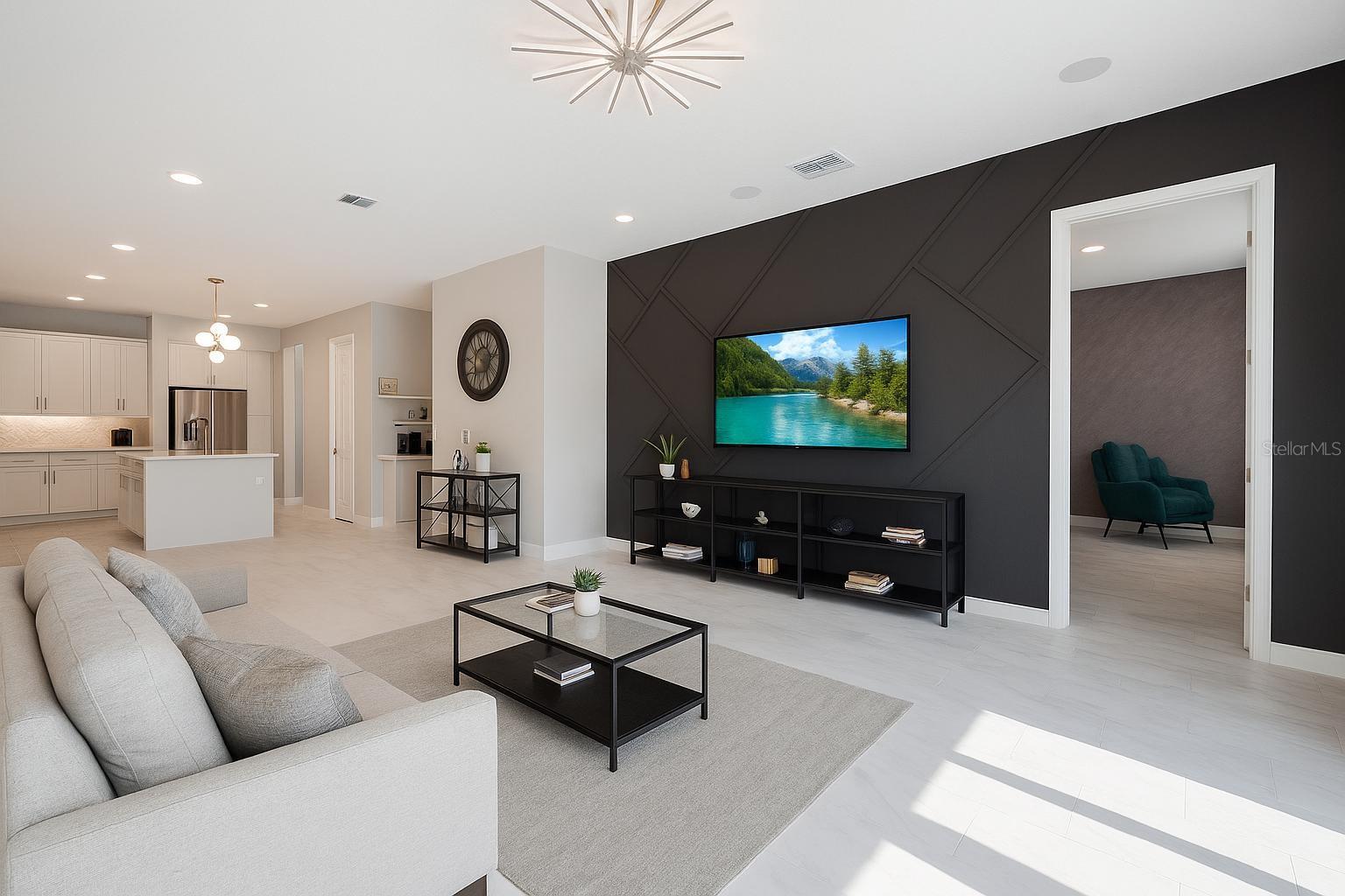 TILDEN PLACE/WINTER GARDEN - Residential