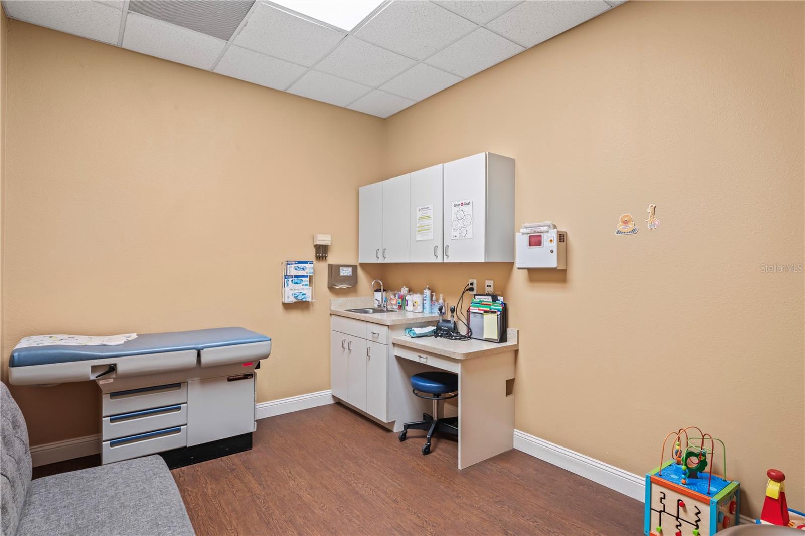 SPRING HILL UNIT 17 - Commercial Sale