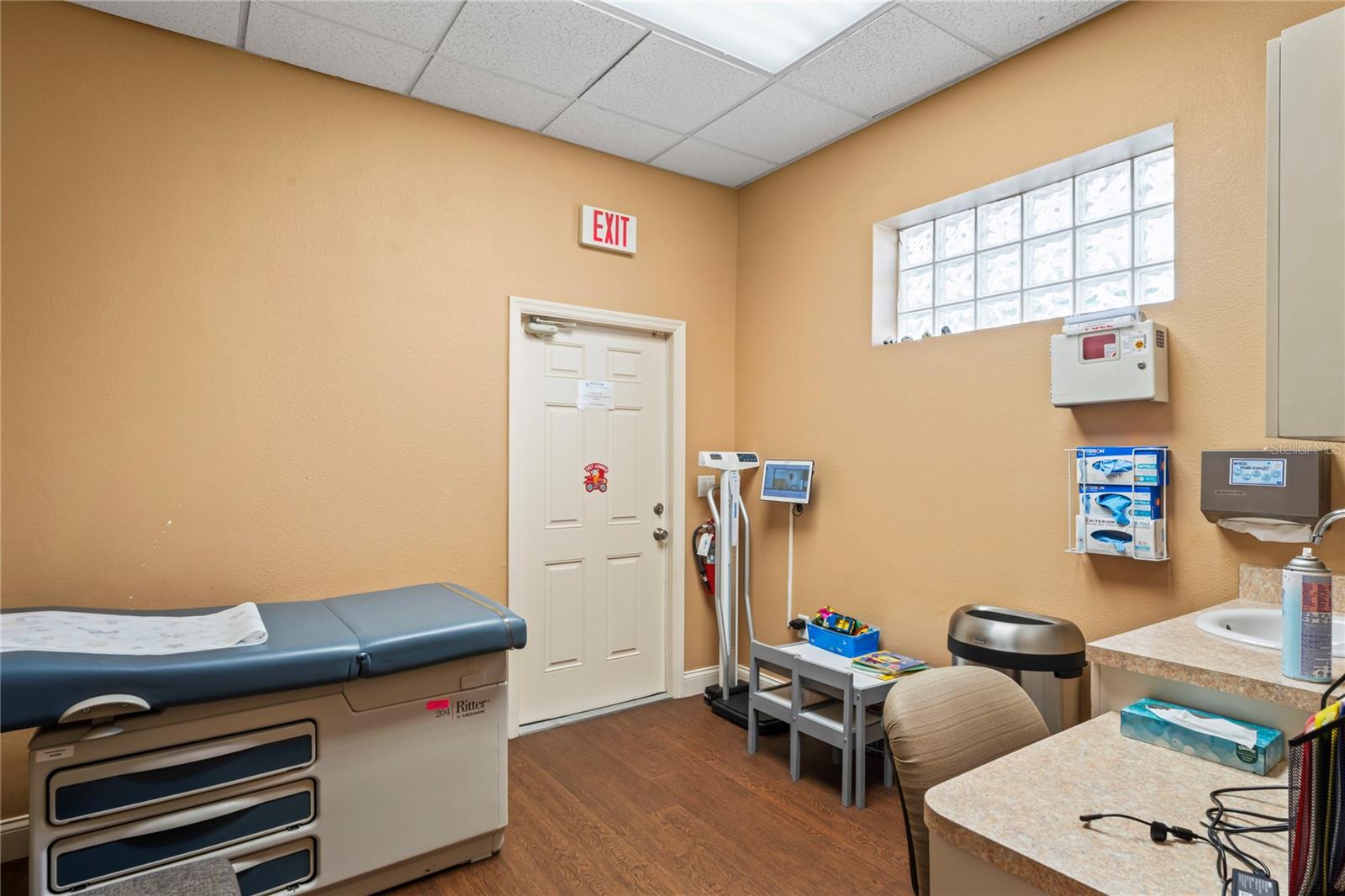 SPRING HILL UNIT 17 - Commercial Sale