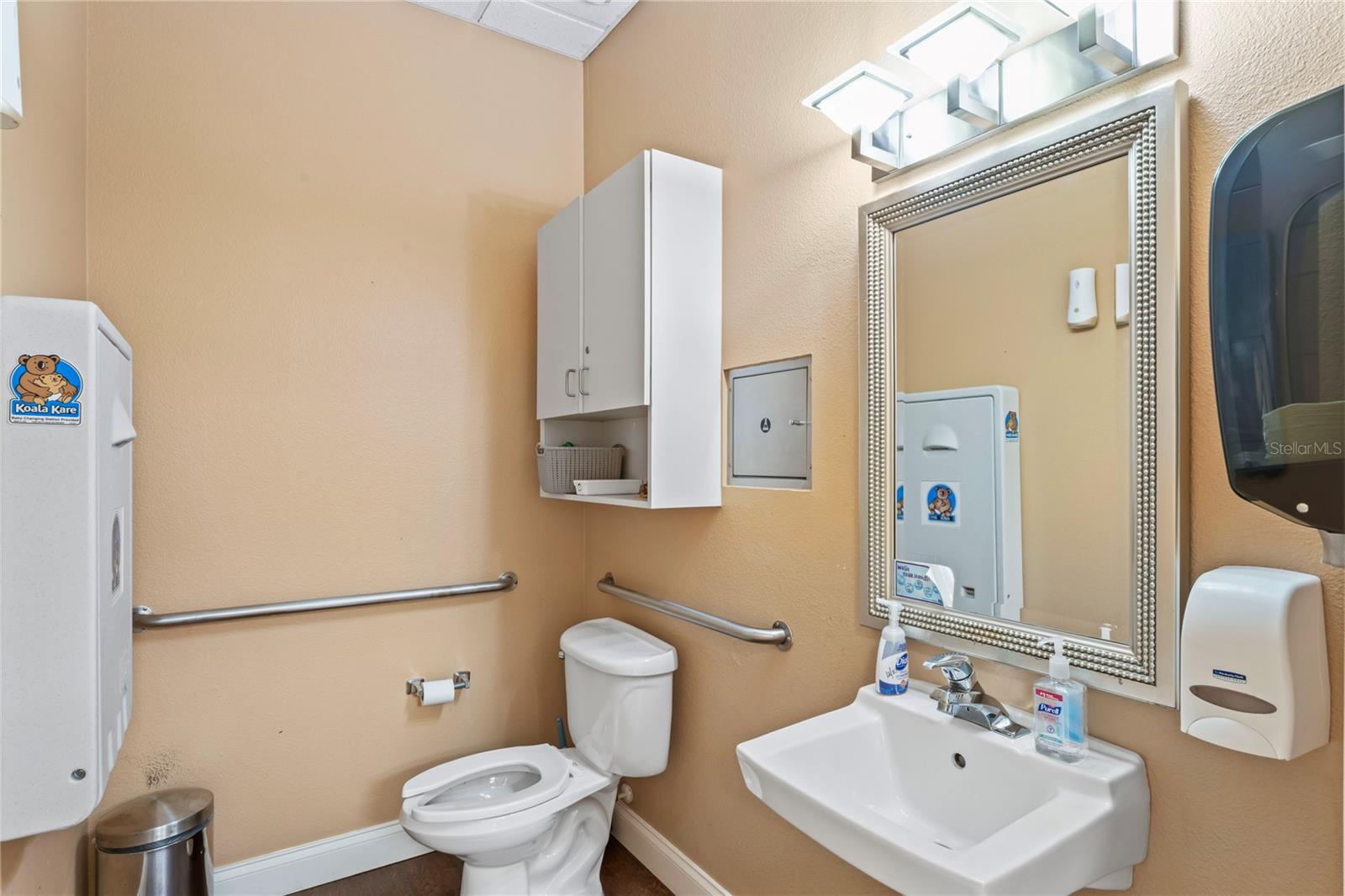 SPRING HILL UNIT 17 - Commercial Sale