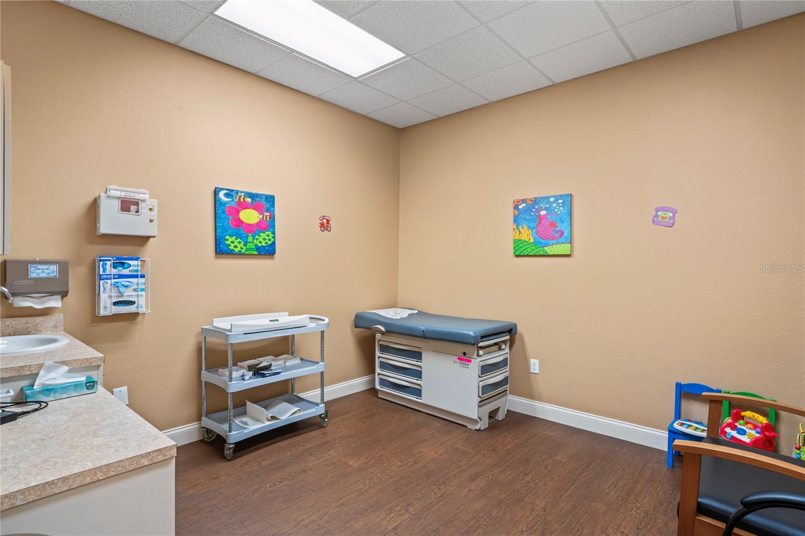 SPRING HILL UNIT 17 - Commercial Sale