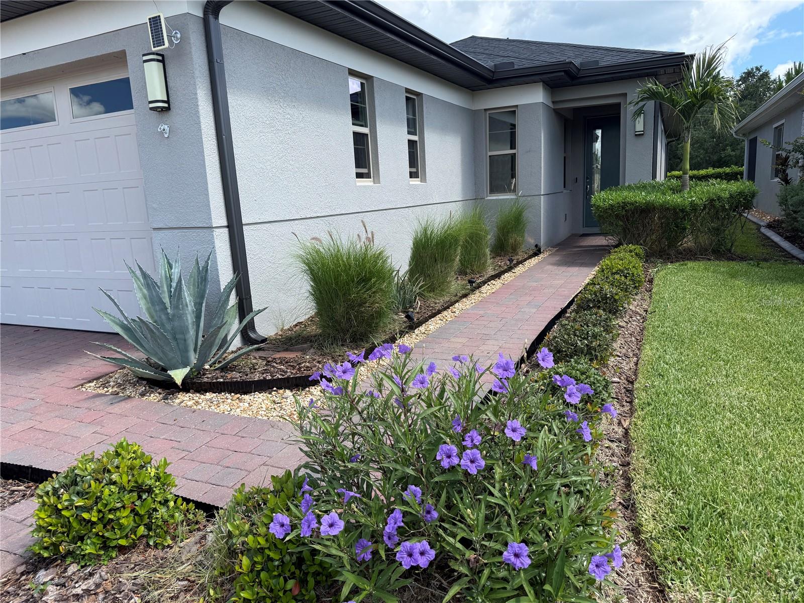3149 SONGBIRD CIRCLE