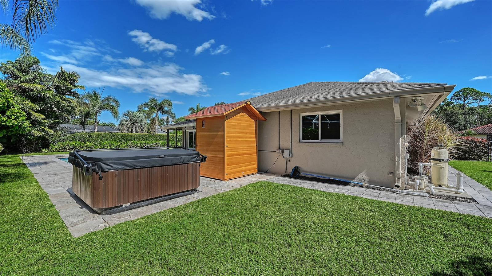 DESOTO LAKES COUNTRY CLUB COLONY 5 - Residential