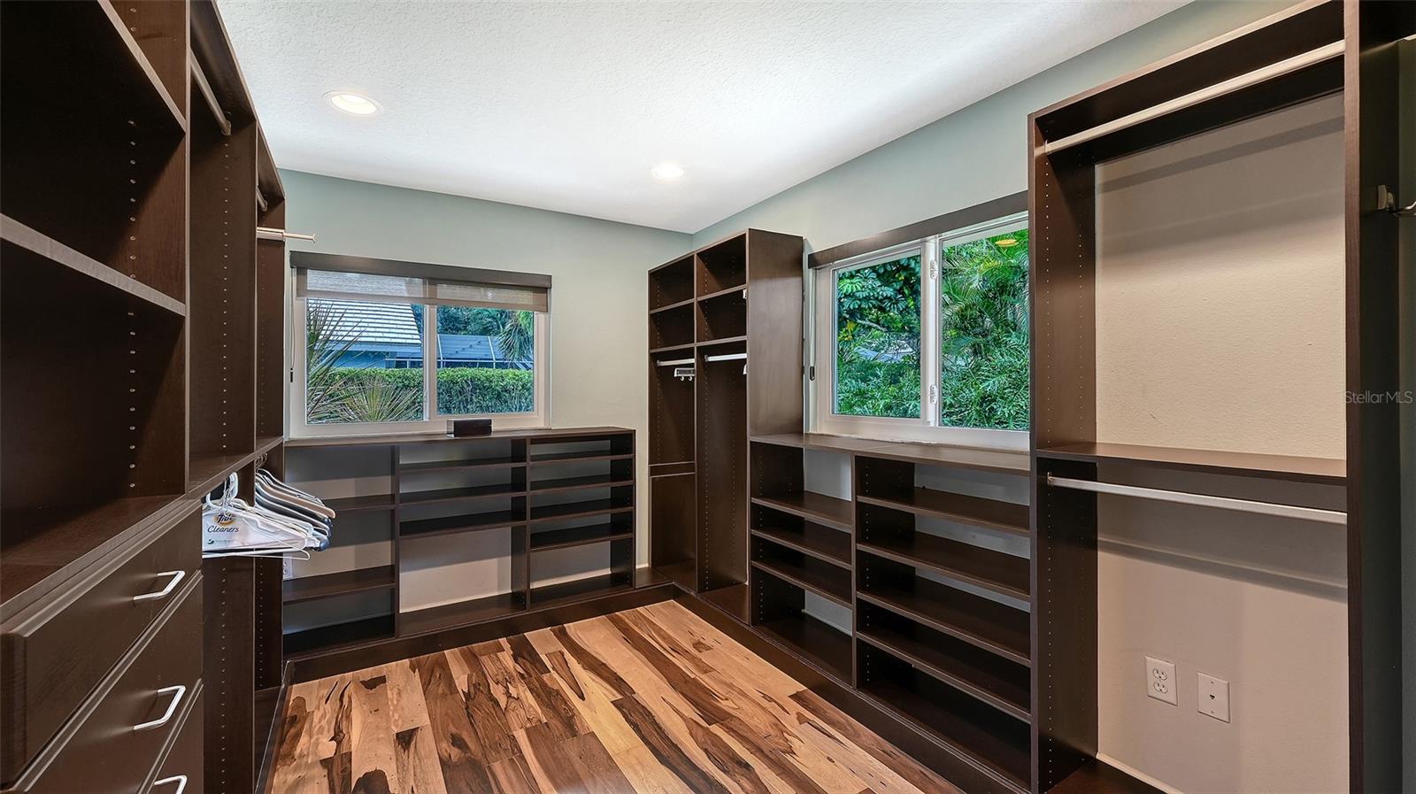 DESOTO LAKES COUNTRY CLUB COLONY 5 - Residential