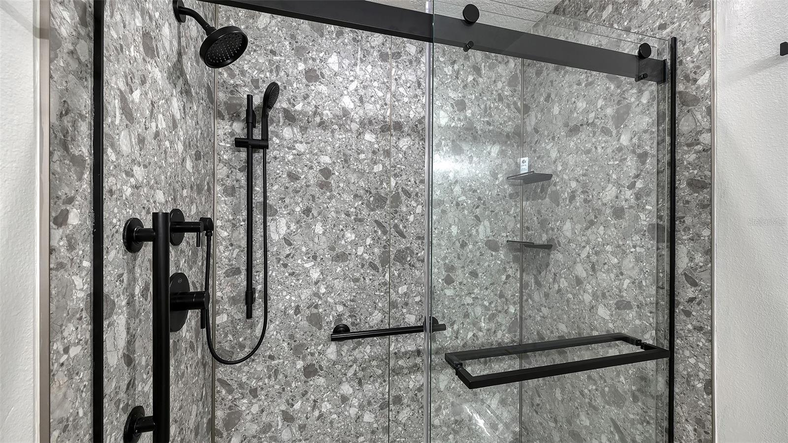 DESOTO LAKES COUNTRY CLUB COLONY 5 - Residential