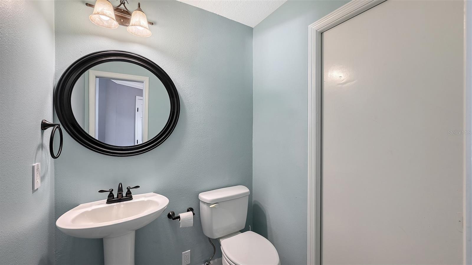 DESOTO LAKES COUNTRY CLUB COLONY 5 - Residential