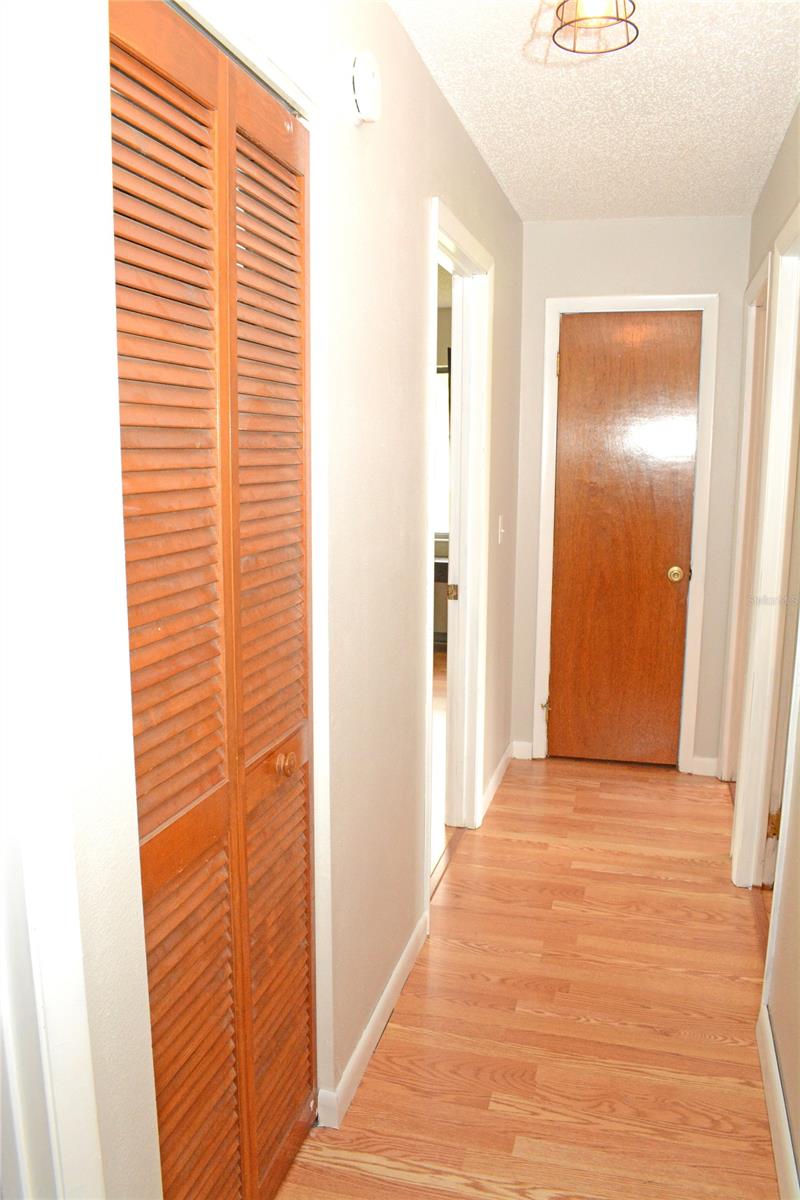 Florida Shores 01 - Residential