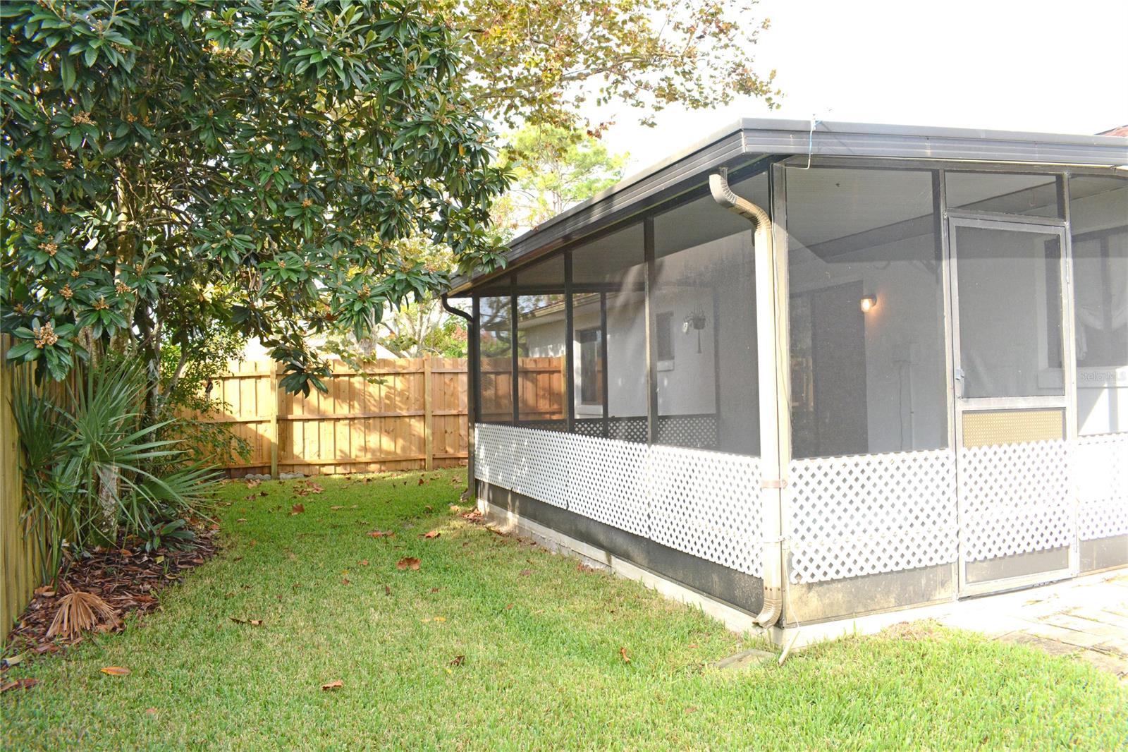 Florida Shores 01 - Residential