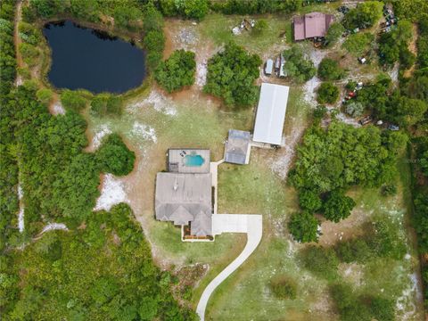 A home in DELAND