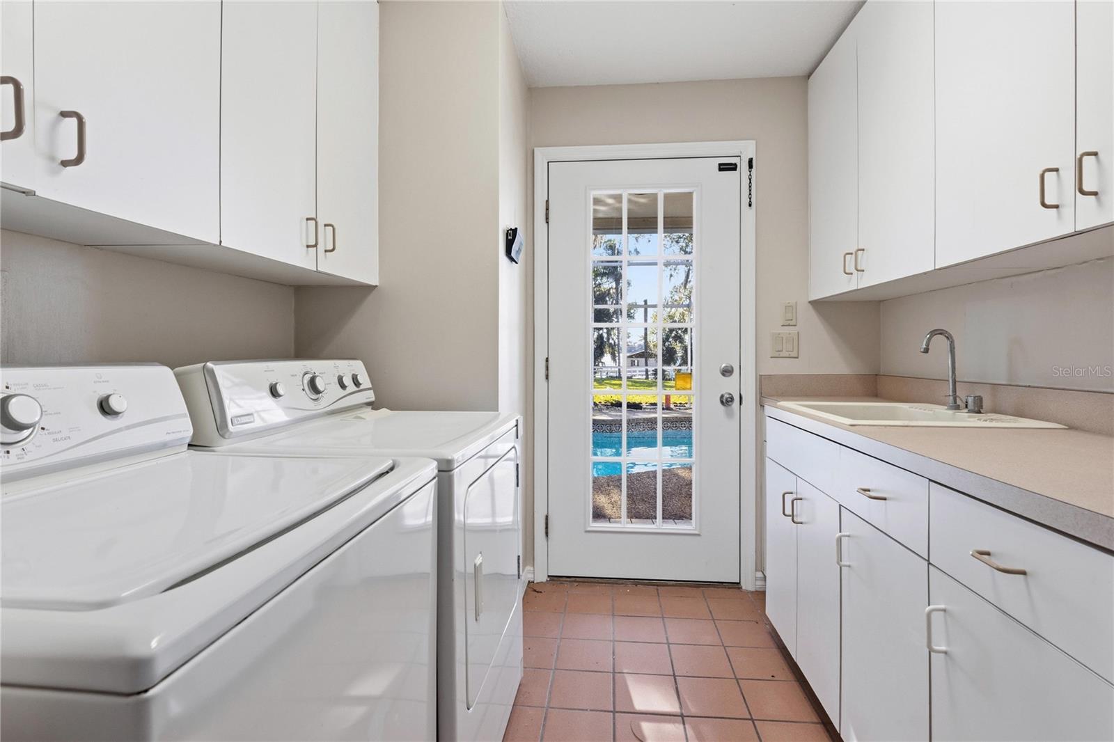 HACINDAS BON DEL PINOS - Residential