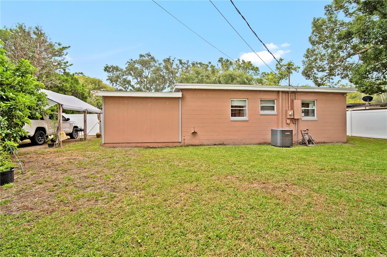 COUNTRY CLUB MANOR UNIT 1 - Residential