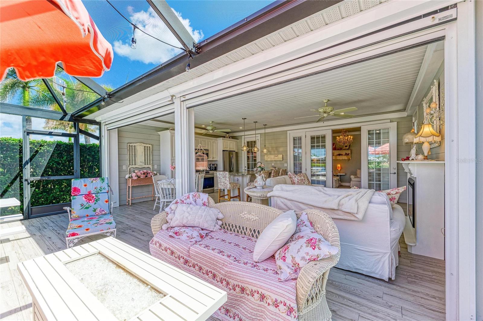 THORNTON CRK MOTORCOACH RESIDENCE - Residential