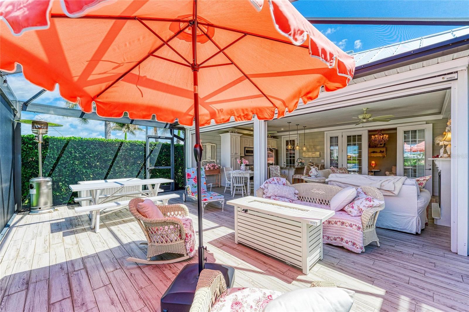 THORNTON CRK MOTORCOACH RESIDENCE - Residential