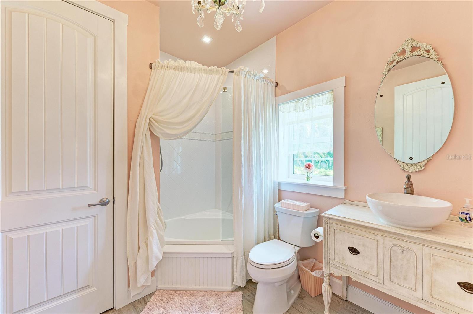 THORNTON CRK MOTORCOACH RESIDENCE - Residential