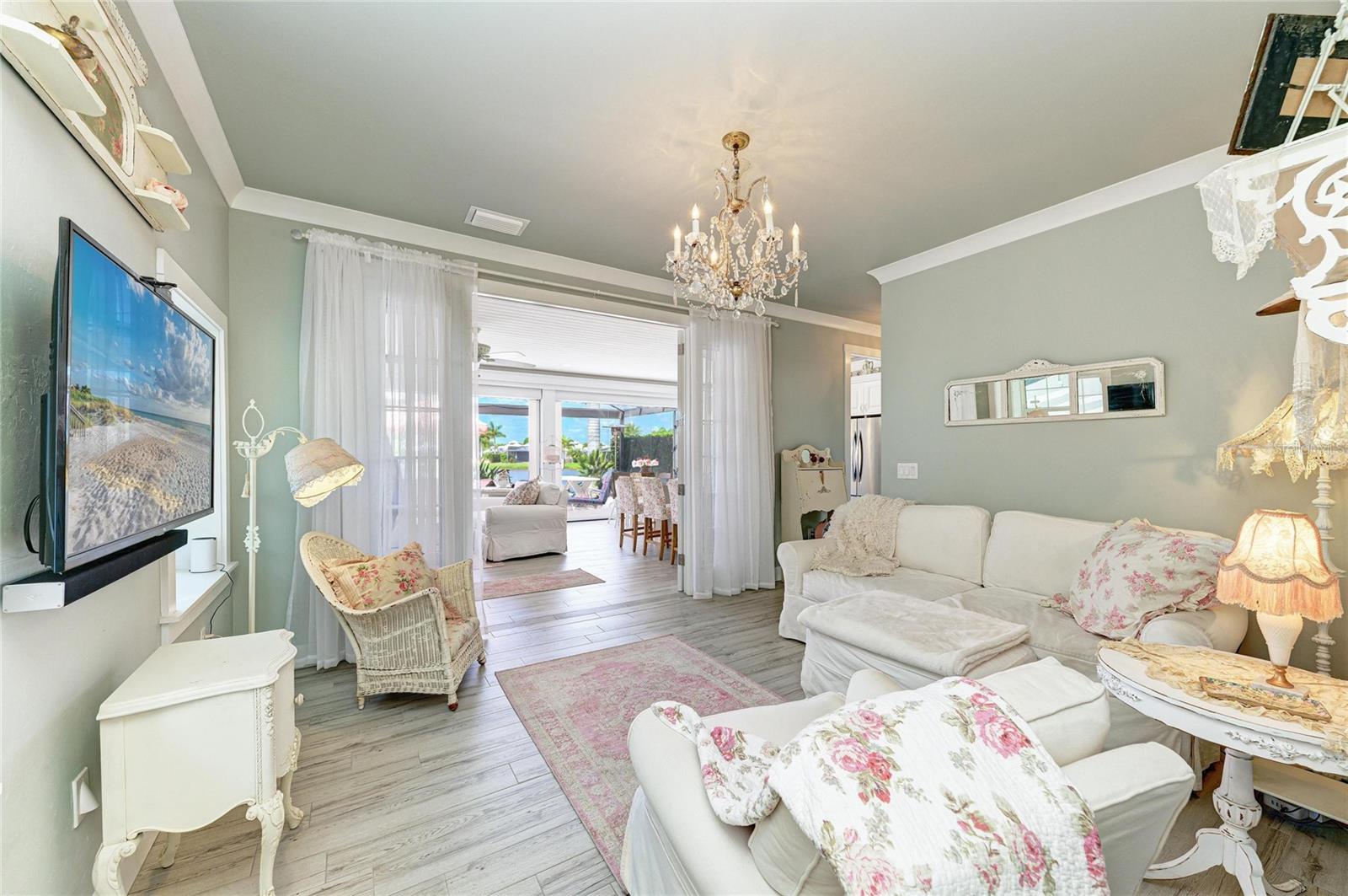 THORNTON CRK MOTORCOACH RESIDENCE - Residential