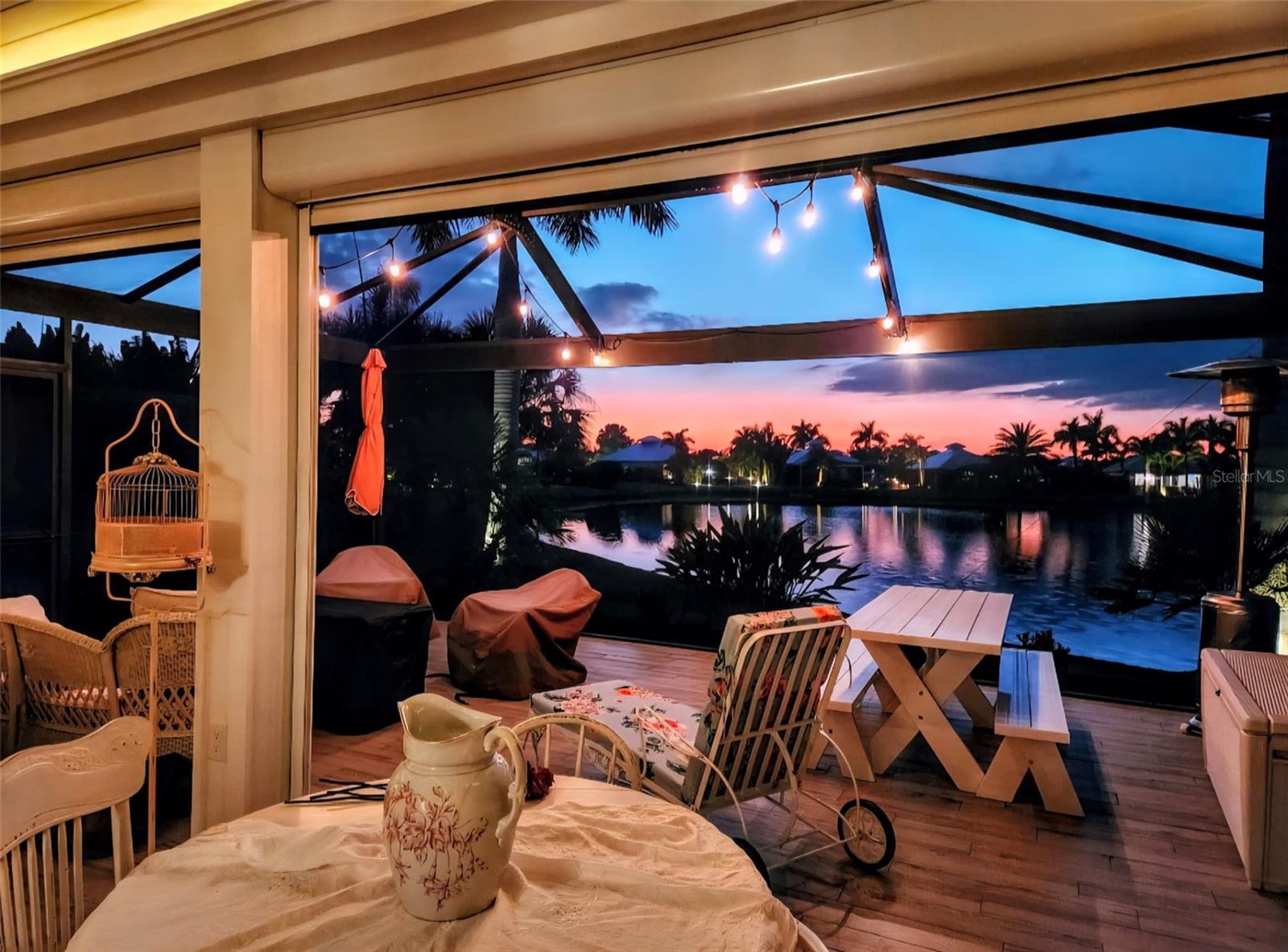 THORNTON CRK MOTORCOACH RESIDENCE - Residential