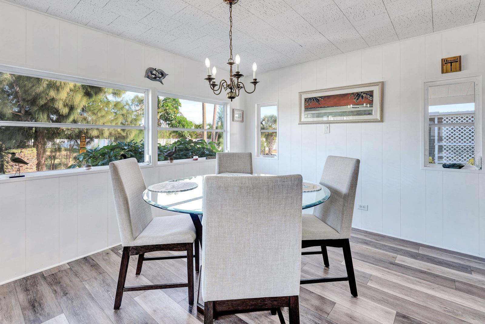 PALMA SOLA SHORES - Residential