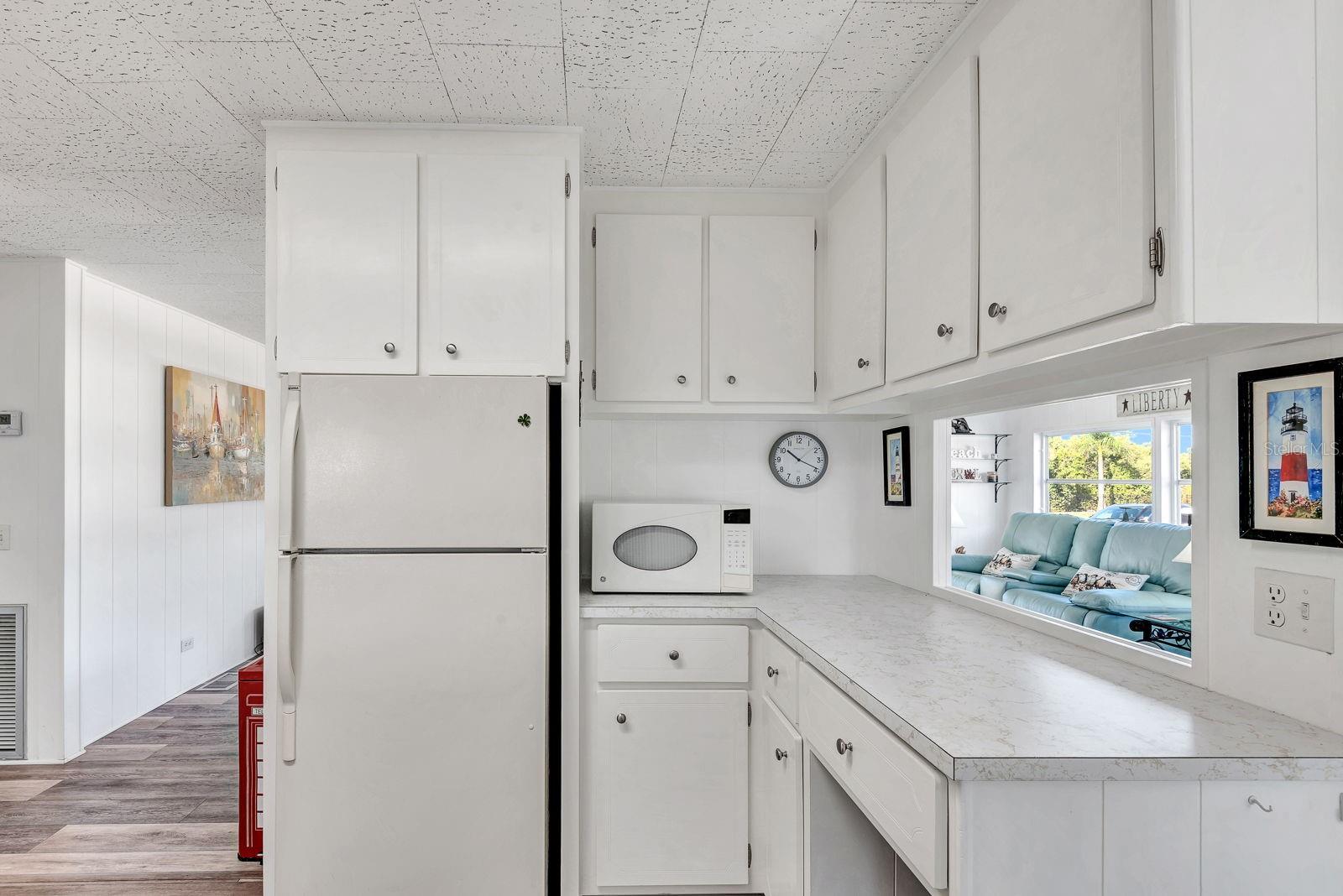 PALMA SOLA SHORES - Residential