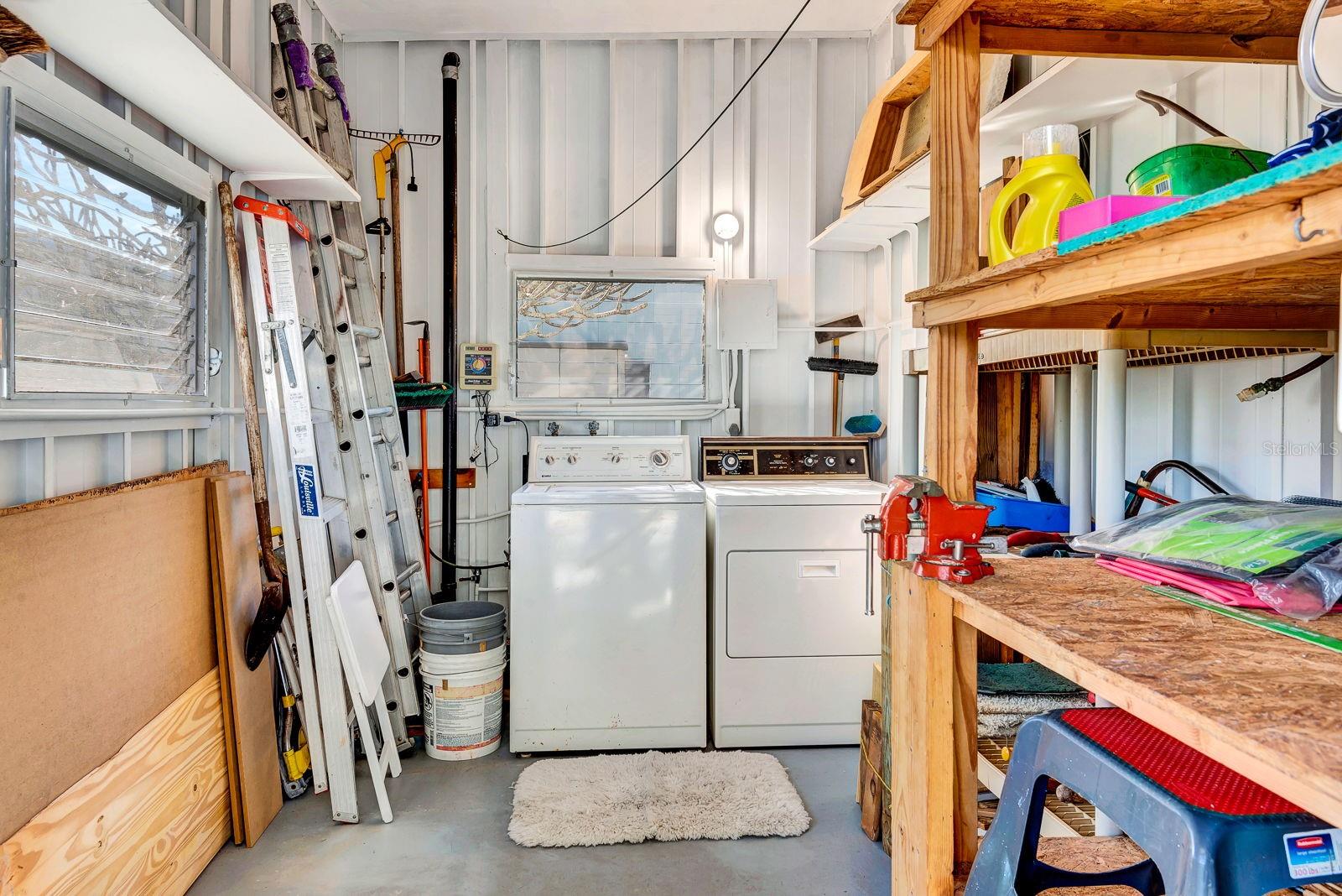 PALMA SOLA SHORES - Residential