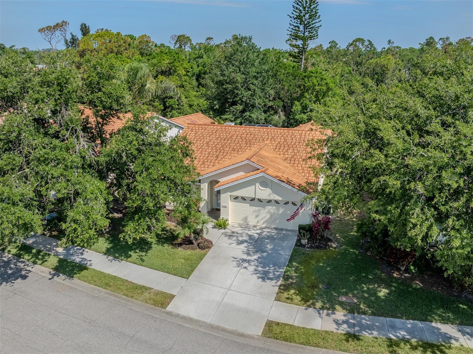 4885 TAMARACK TRAIL