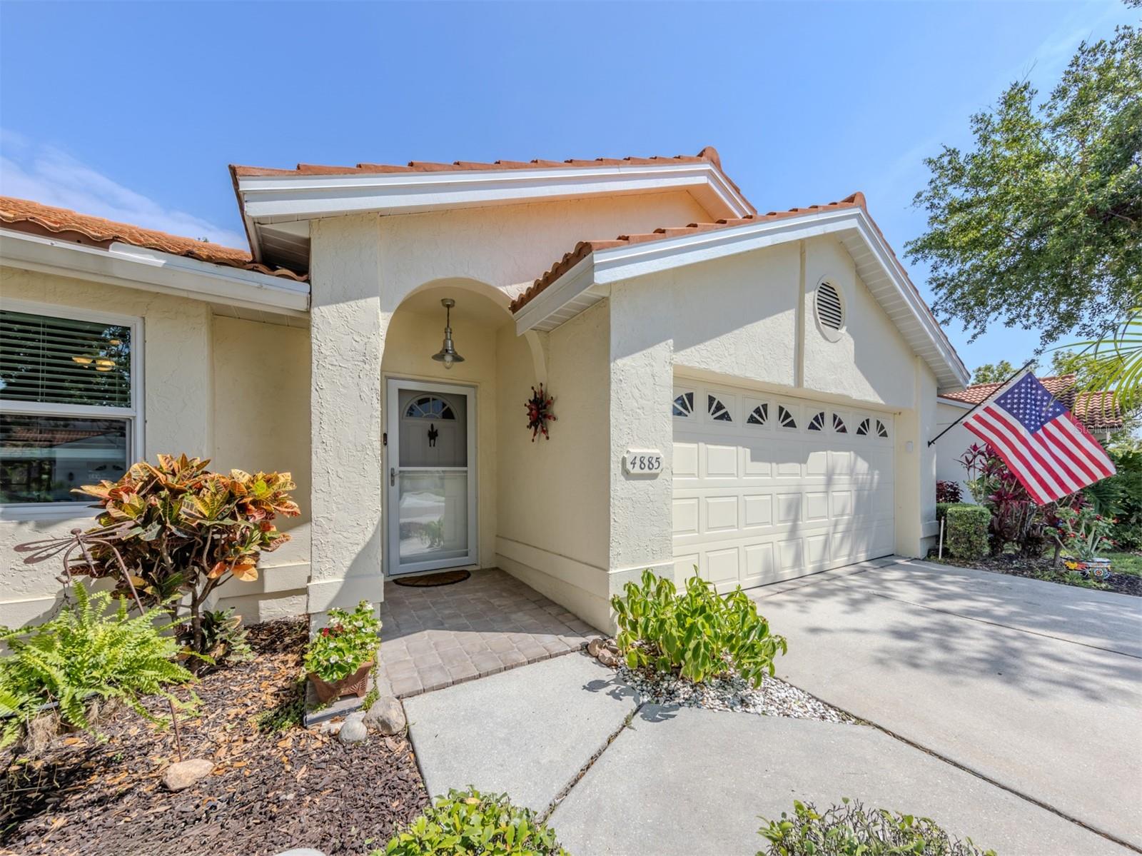 4885 TAMARACK TRAIL