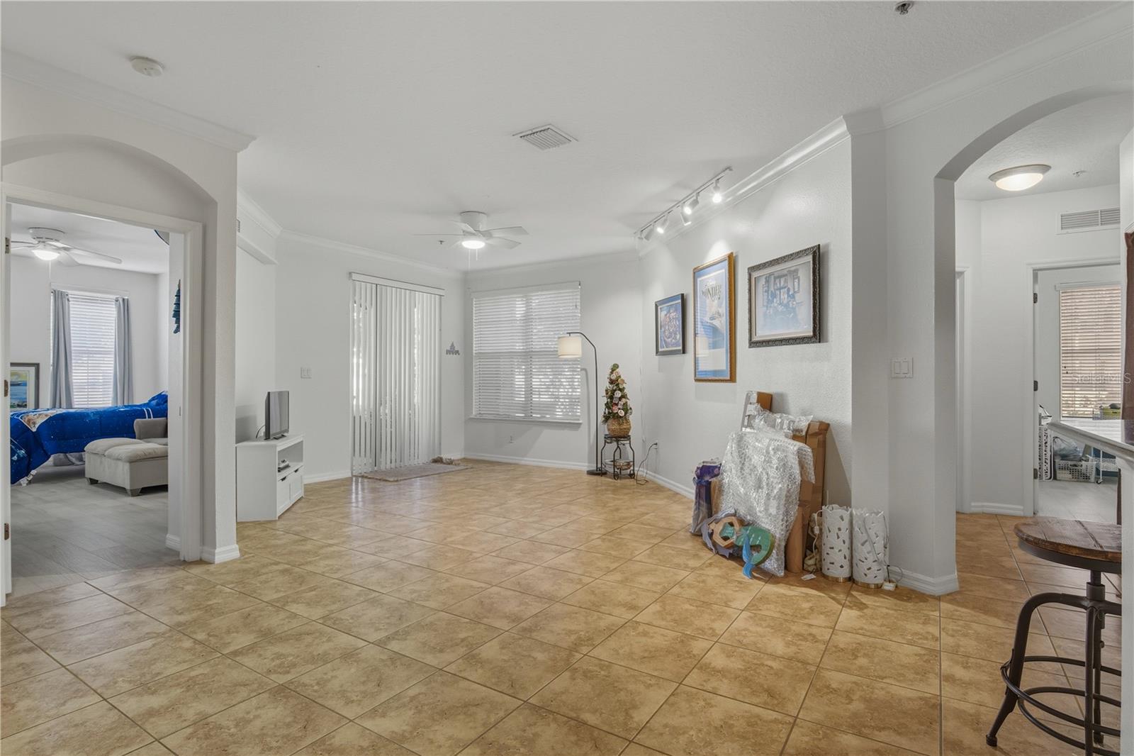 8180 BOAT HOOK LOOP 108/301