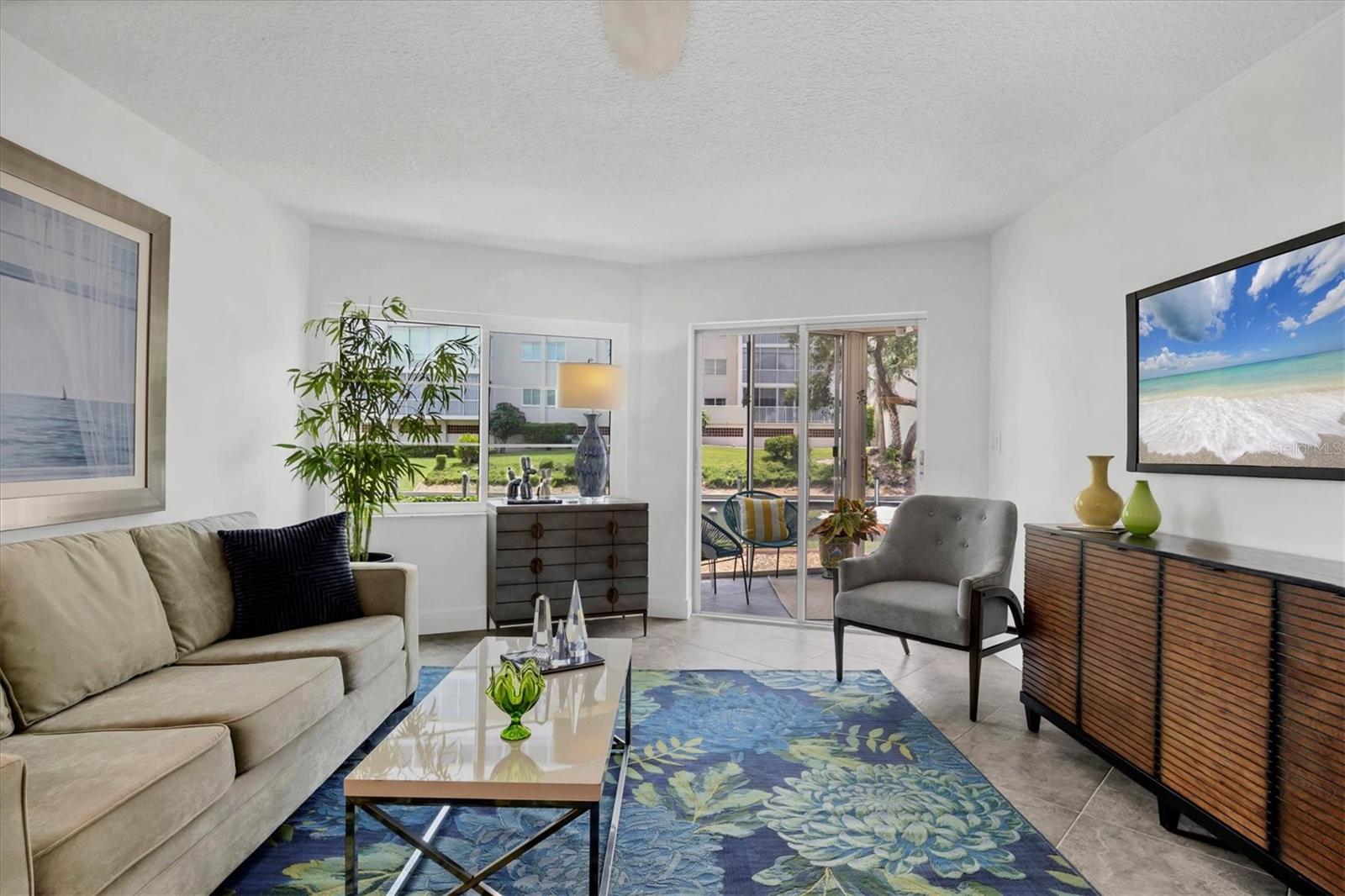 SIESTA HARBOR II - Residential