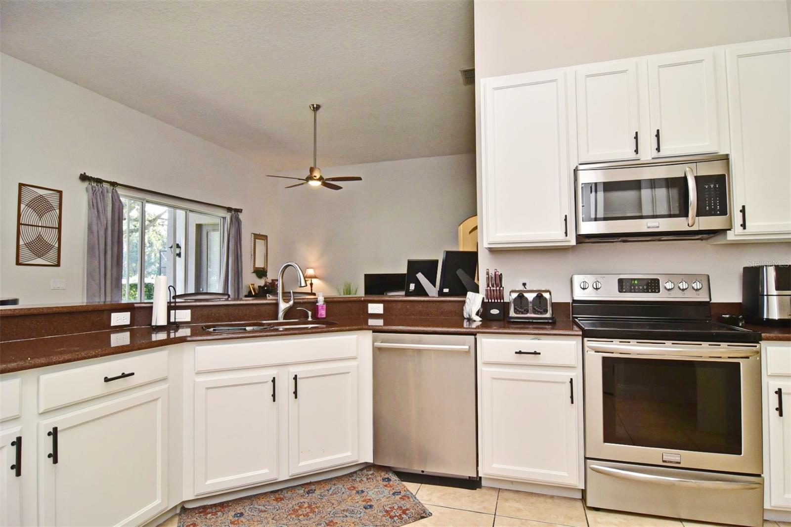 BUCKINGHAM ESTATES PH 3 & 4 - Residential Lease