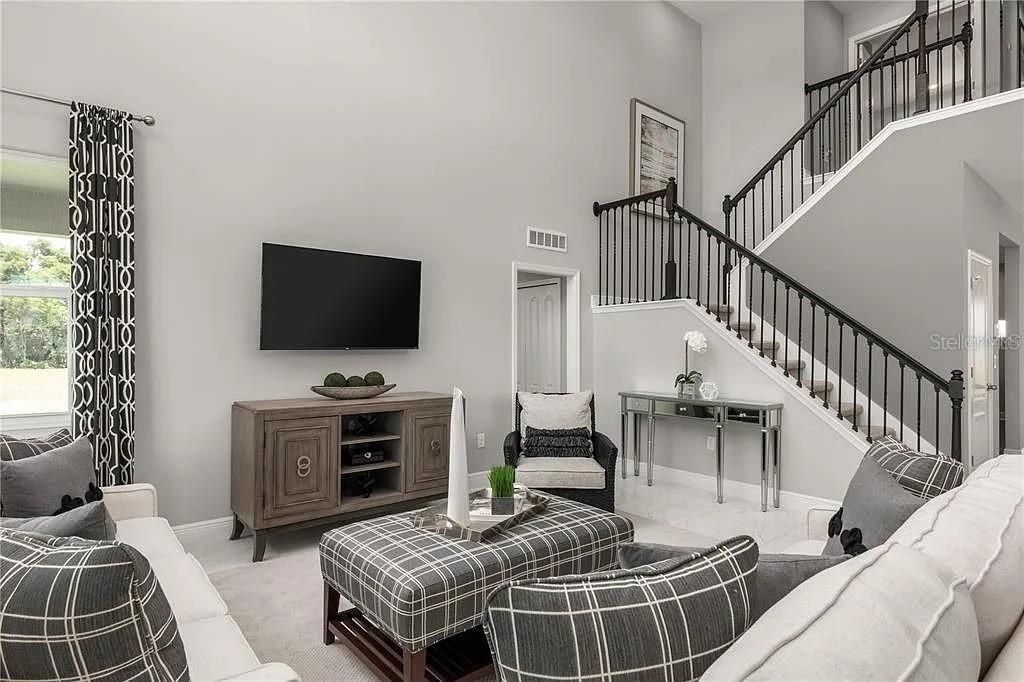 Photo of 3796 Isle Royal Place, Apopka, FL 32712 (MLS # W7881885)