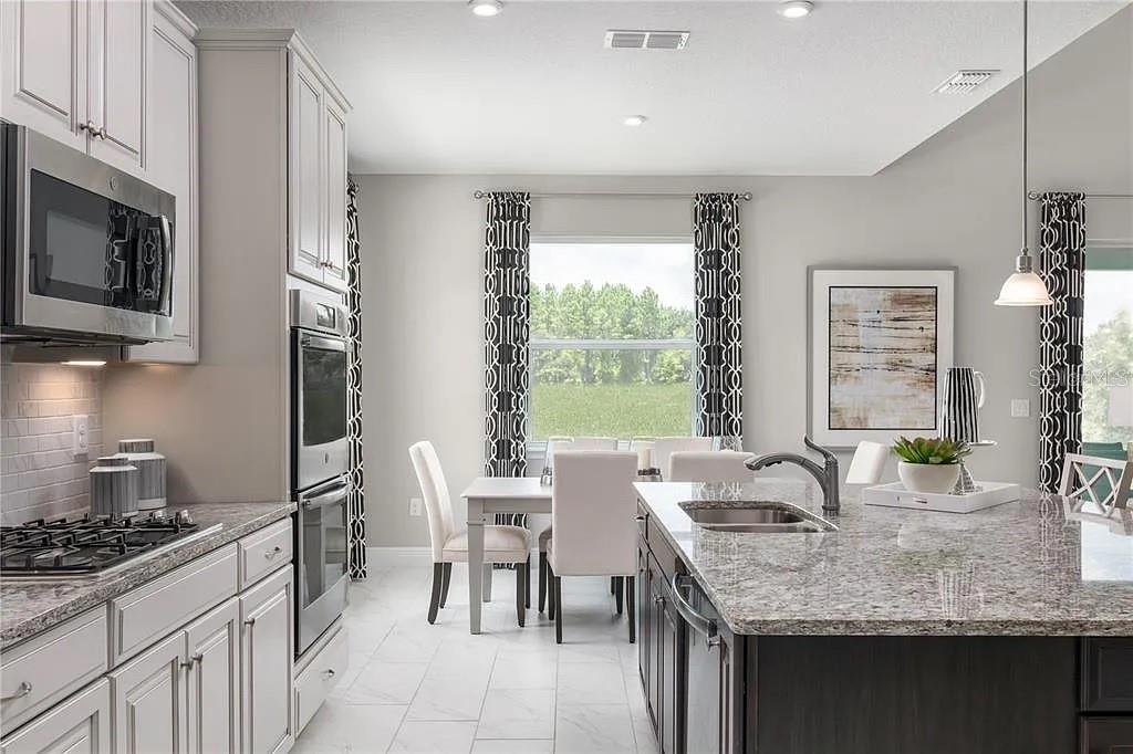 PARKVIEW PRESERVE - Residential