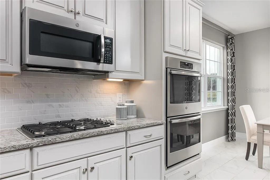 PARKVIEW PRESERVE - Residential