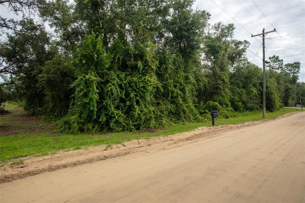 4818 GADARA RD, KEYSTONE HEIGHTS, FL 32656 - Image 1b7b1b82bfd0409e88e9900a027cd250/1314950099