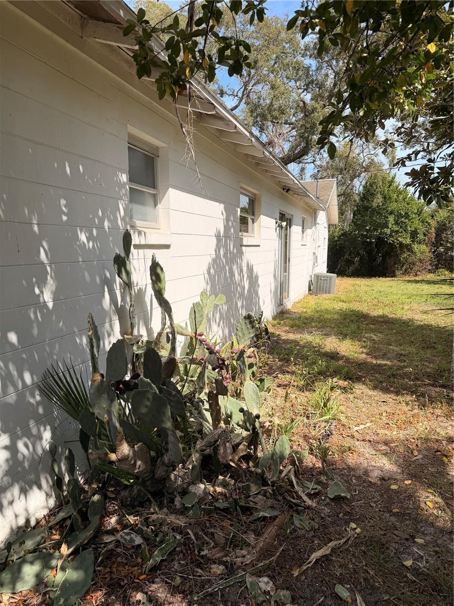 J FITCH WALKER SUB HOLLY HILL - Residential