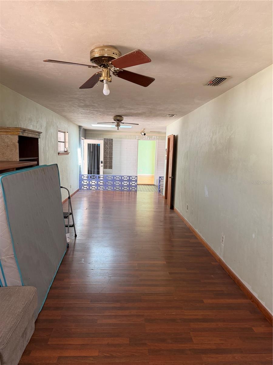 J FITCH WALKER SUB HOLLY HILL - Residential