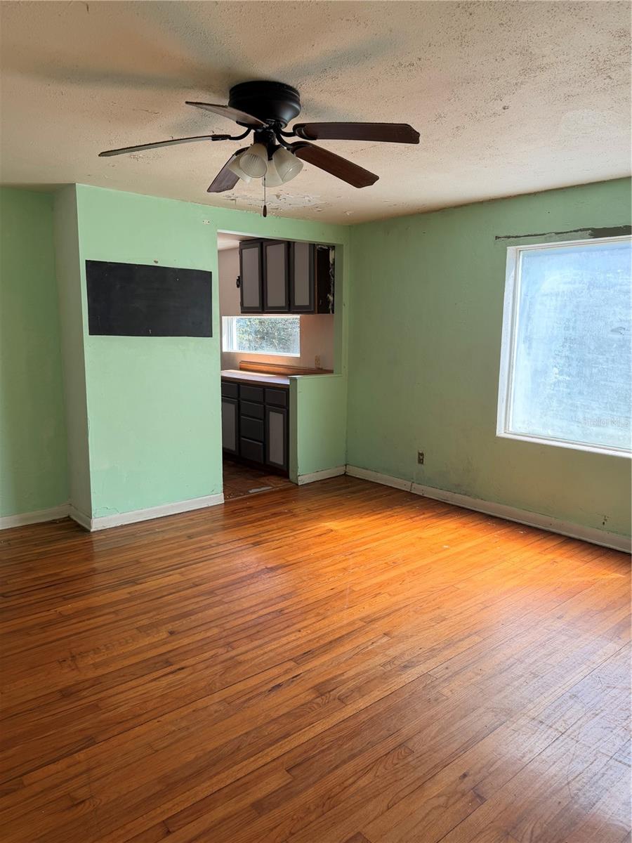 J FITCH WALKER SUB HOLLY HILL - Residential