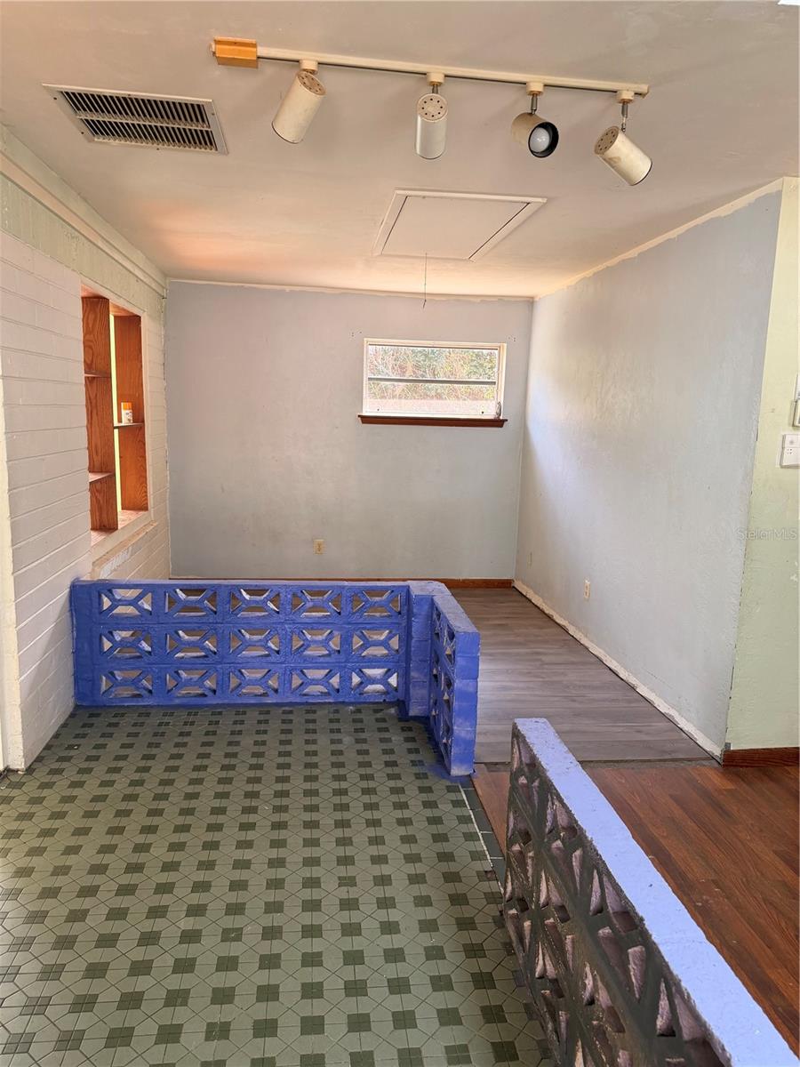 J FITCH WALKER SUB HOLLY HILL - Residential