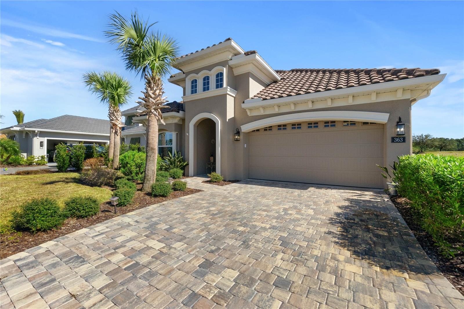 363 HIBISCUS WAY
