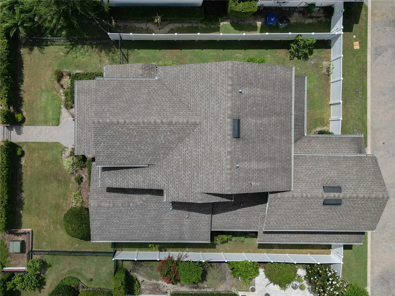 795 W CANTON AVENUE