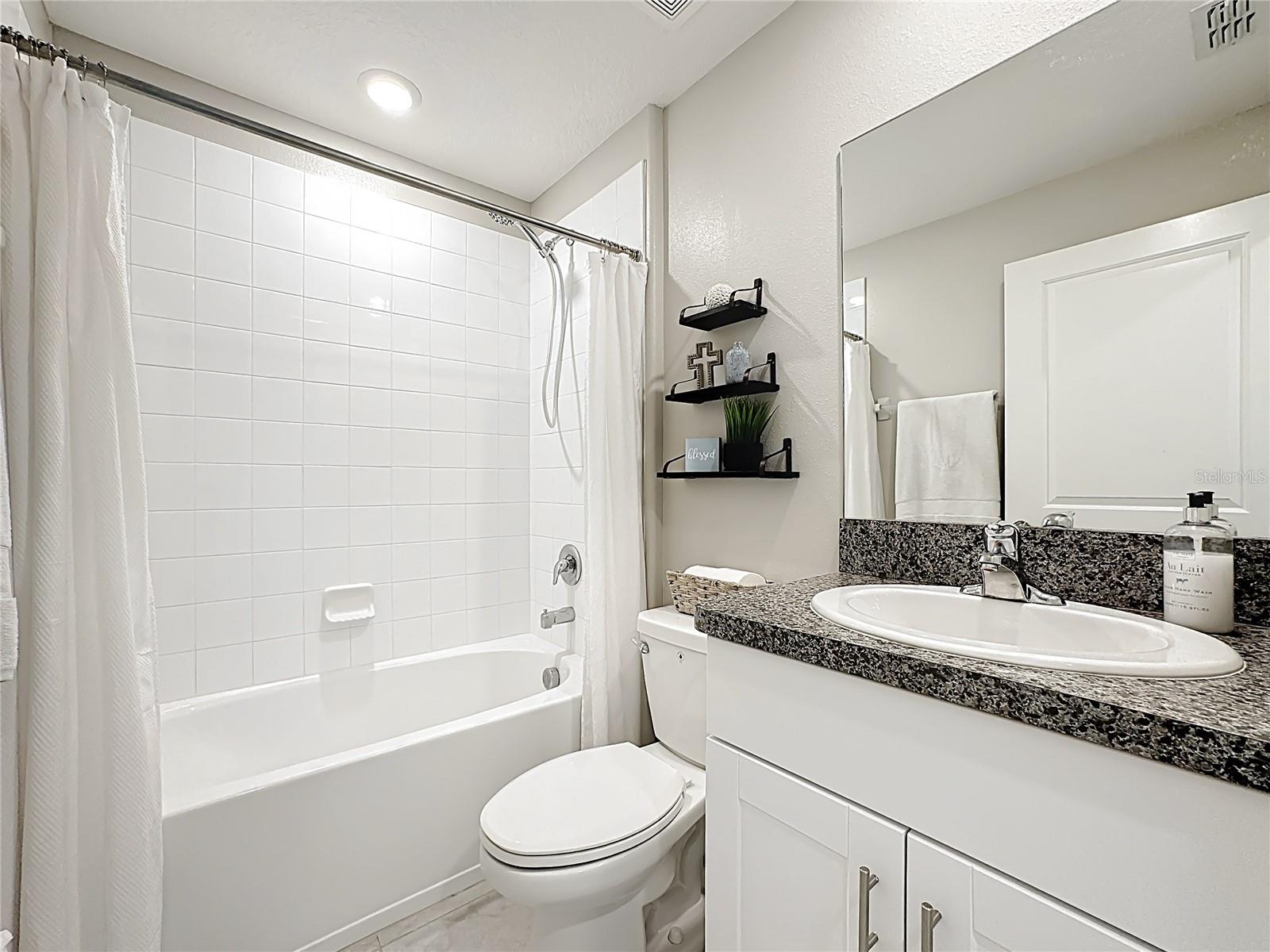 CYPRESS CREEK - Residential