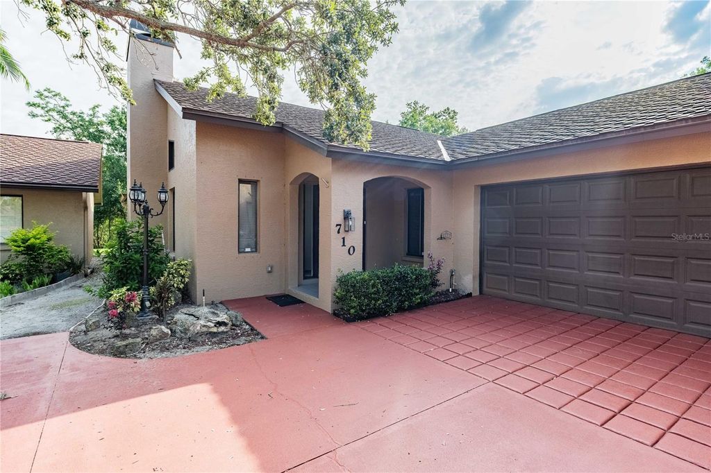 Photo of 710 Loma Linda Court, Brandon, FL 33511 (MLS # TB8525792)